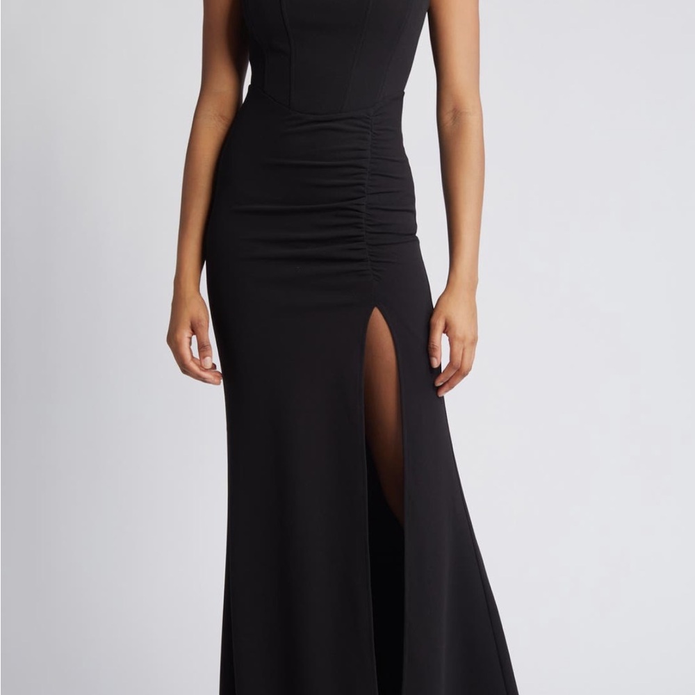 Elegant Black Evening Gown